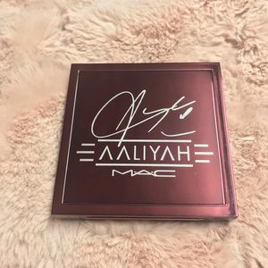 MAC Eyeshadow pallets